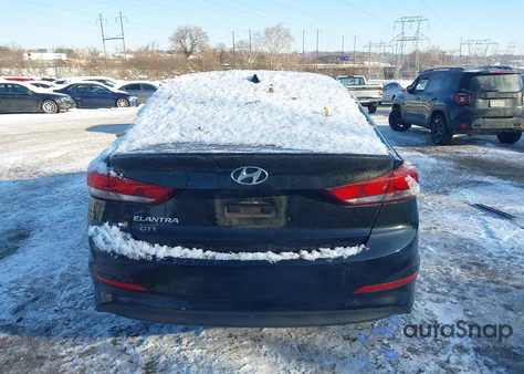 2017 Hyundai Elantra Se из США, поврежденный, VIN KMHD84LF4HU426002